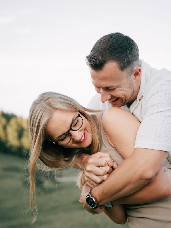 & because of you, I laugh a little harder. 💛

#justalotofmemories #ihrzwei #coupleshooting #liebs #🫶🏽